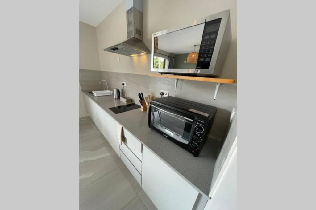 Bois Mapou Self Catering Apartments Unit 102 Riviere Noire Exterior photo